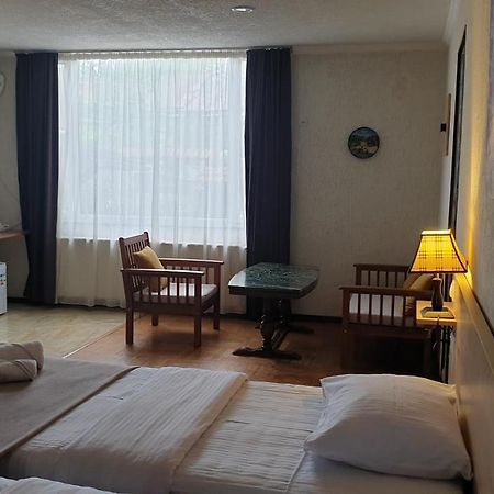 Lea Guest House Tiflis Dış mekan fotoğraf