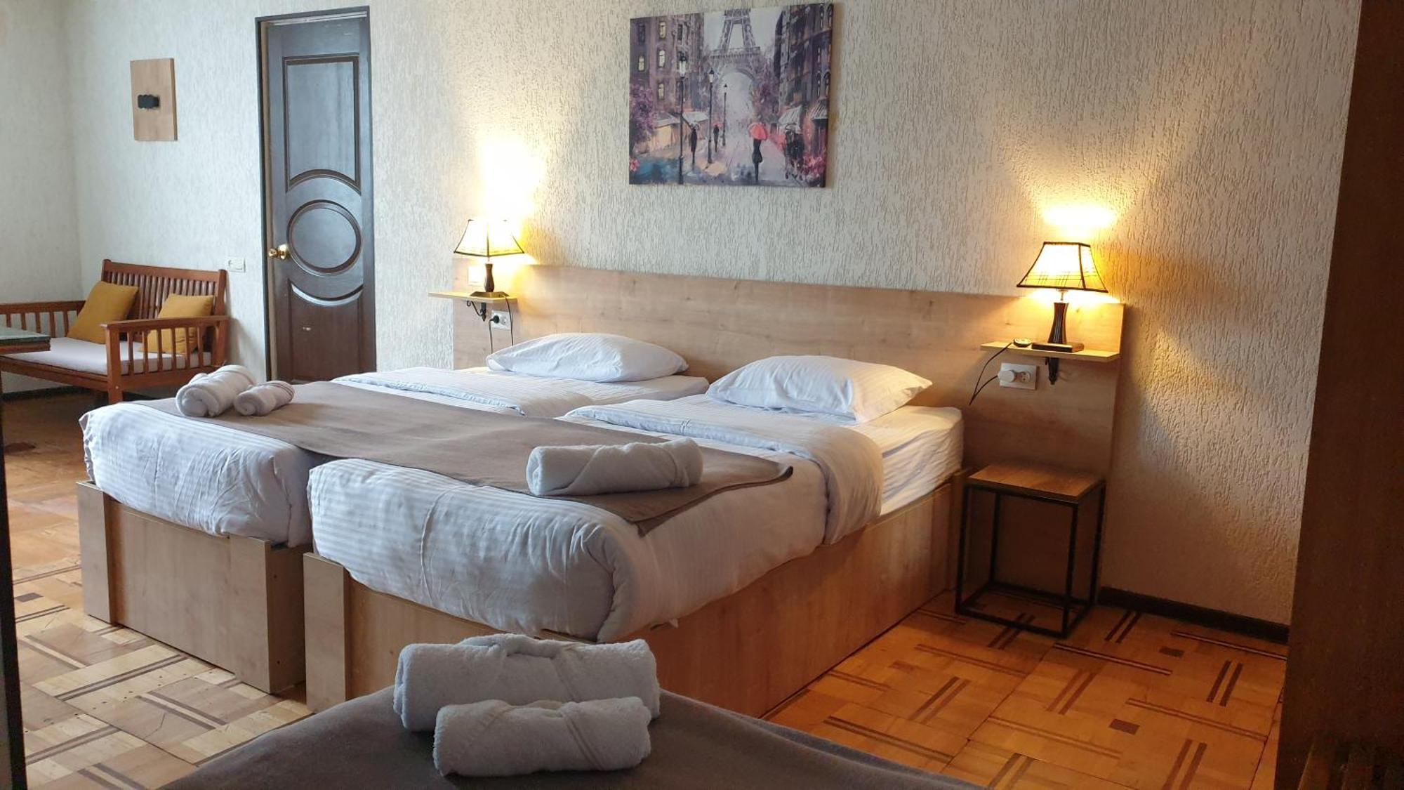 Lea Guest House Tiflis Oda fotoğraf